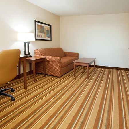 Holiday Inn Express And Suites Los Alamos Entrada Park By Ihg Beltér fotó